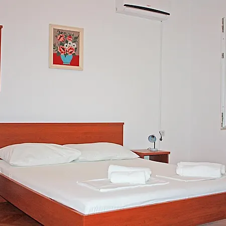 Guest house Bougainvillea